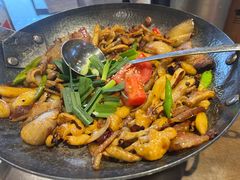 -富正毅三下锅·湘西韵味(天门山索道店)