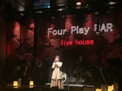 -FOUR PLAY BAR