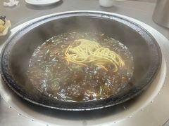 -日新铁锅焖面(坝上店)
