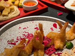 玫瑰酥皮虾-荣公子创意菜