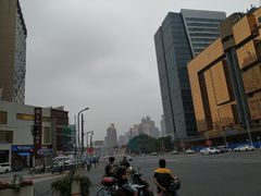 -上海不夜城广场(上海不夜城金融大厦店)