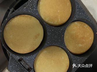 自制松饼，网上找了好多配方，这次找的小高姐的