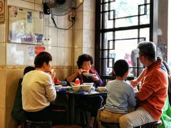 大堂-伍湛记 · 广州老字号(龙津中路店)