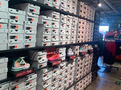 -NIKE上海青浦优选体验店