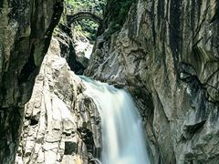 -鄣山大峡谷