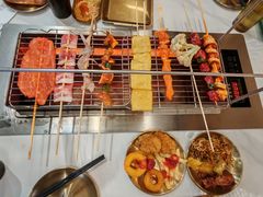 -哈尔滨小酒馆·鲜肉现穿自助烧烤(康新花园店)