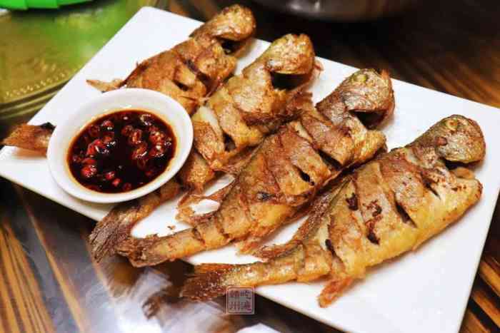 老肥烧烤(厚德路店)-"实话说 老肥烧烤的烤茄子和烤小白菜真的是.