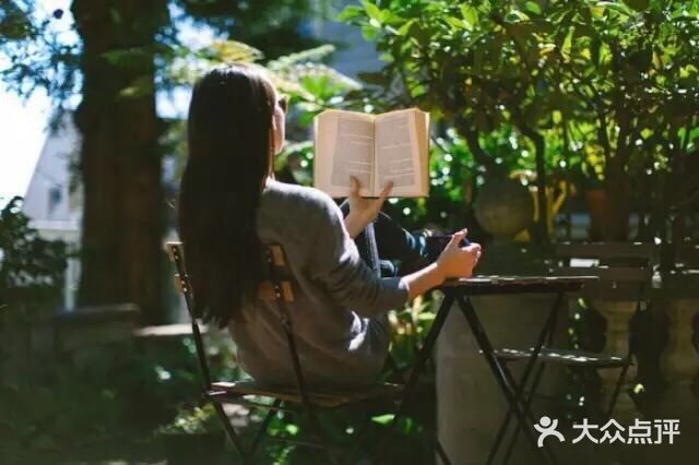 这就是我，生气一股烟，高兴笑半天