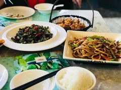 -大树餐厅(红旗街万达店)