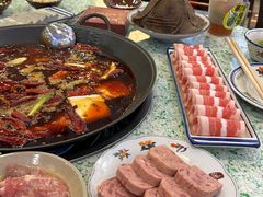 -鸿姐老火锅(疁城新天地店)