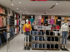 -优衣库(上海正大广场店)