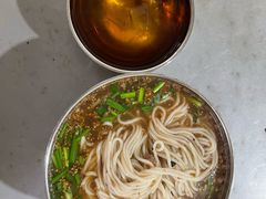 -正宗杨记普洱酸醋米线(总店)