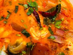 -Chom Cafe and Restaurant