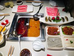 -海底捞火锅鲜切牛肉主题店(长寿路店)