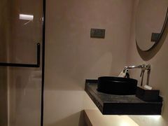 -灸春堂·艾灸·痛症·整脊连锁(之江银泰店)