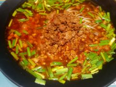 -八月美食小馆(银泰城总店)