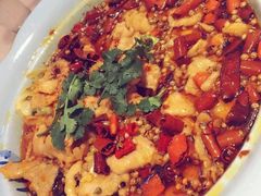 -老码头黑皮肘子锅包肉熏酱水饺(文政街店)
