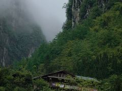 -鹿院坪生态旅游景区