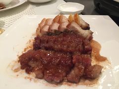 叉烧拼烧肉-花城苑广府菜(侨鑫店)