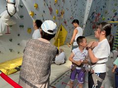 -山之巅攀岩馆(太古城店)