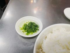 -华香鹅快餐店