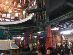 点击看大图 -嗨翻Hi-Fun竞技主题乐园·蹦床团建生日聚会(五棵松华熙店)
