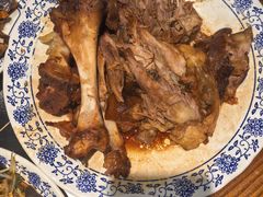 -老天桥酱肉烧饼夹肘子(天桥店)