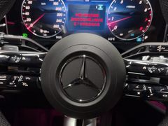 -上海星瀚奔驰4S店(红柳路店)