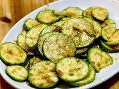 咸蛋黄炒小瓜-甜甜屋(解放中路店)