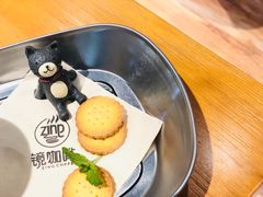 -ZING COFFEE 镜咖啡