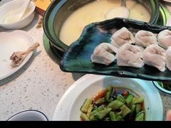 顺德鱼皮饺-顺德公广东猪肚鸡·煲仔饭(白石洲店)