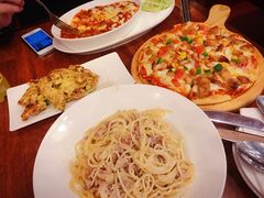-玛格萝妮比萨屋(四平店)