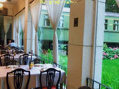 靠窗位-上海老站(徐家汇店)
