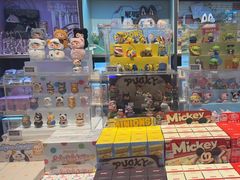 -泡泡玛特POPMART(大卫城店)