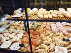 -焙丽拾光(麦凯乐直营店)