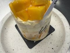 -W COLLECTIVE  DESSERT SHOP