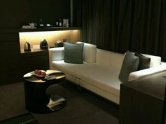 -7天酒店(上海江宁路地铁站玉佛寺店)