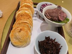 曹县牛肉配烧饼-山东宾馆·齐鲁苑餐厅