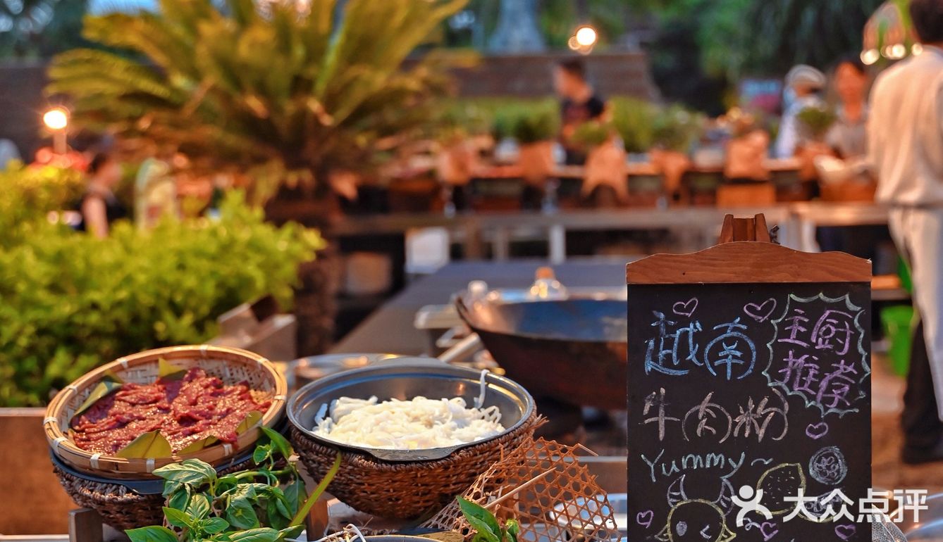 三亚这家龙虾不限量自助🦞简直壕无人性