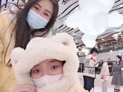 -冰纷万象滑冰场(沈阳万象城店)