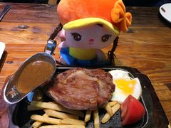 -意国小镇披萨牛排餐厅(新玛特店)