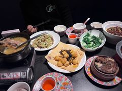 梅干菜炒汤圆-知楚•精致湖北菜(武商MALL店)
