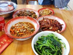 -老三样·美食研究中心(世贸路店)