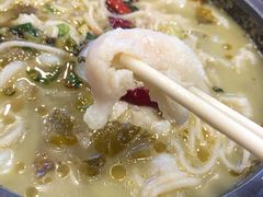 -周鱼小馆石锅酸菜鱼(活力汇店)