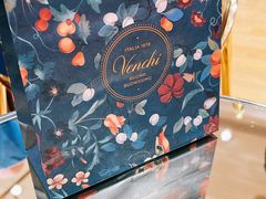 -VENCHI 闻绮(上海佛罗伦萨小镇店)