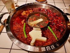 -贤合庄卤味火锅(时代广场店)