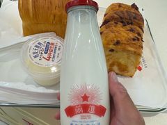 -红星前进面包牛奶公司(君太店)