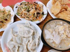 -东北四季饺子王(华山路店)