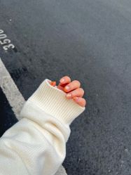 -蜜丝卡伦美甲美睫半永久