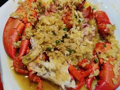 -三亚火车头万人海鲜广场